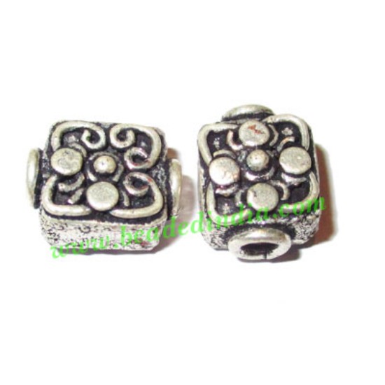 Picture of Silver Plated Fancy Beads, size: 13x10x8mm, weight: 2.43 grams.