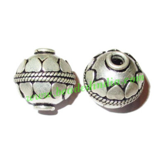 Picture of Silver Plated Fancy Beads, size: 14.5x14.5mm, weight: 3.23 grams.